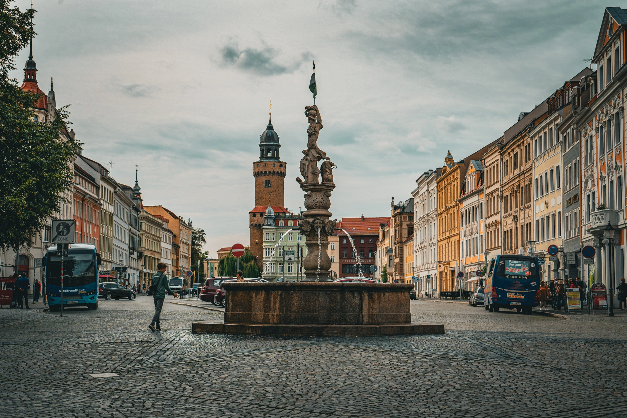 Traveling Solo: A Table For One