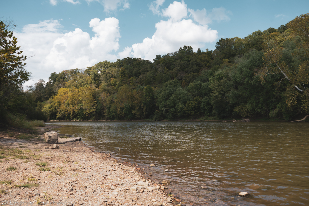 Tennessee Travel Guide: Raw History & Waterfalls